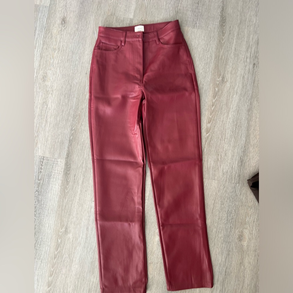 Aritzia Melina Pant *NEVER WORN*